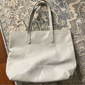 Elegant Pale Blue Leather Tote Bag CUYANA